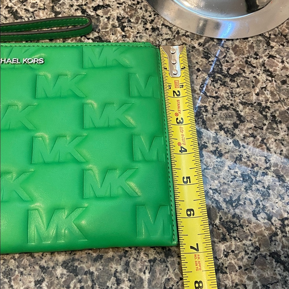 Michael Kors NWOT Embossed XL Wristlet - Picture 11 of 11